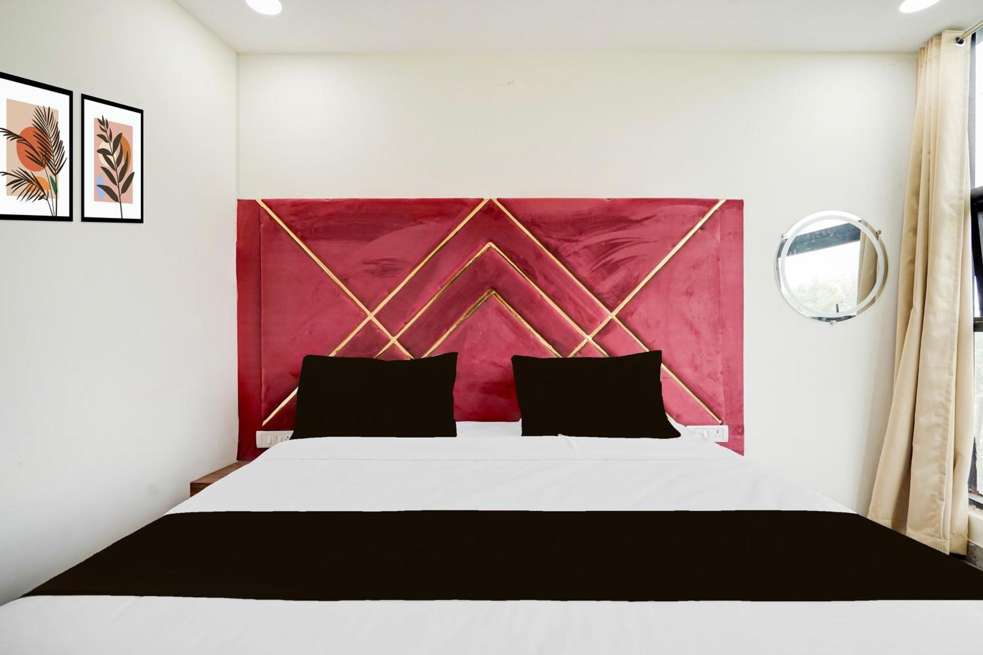 Hotel O Indirapuram Grand 가지아바드 외부 사진